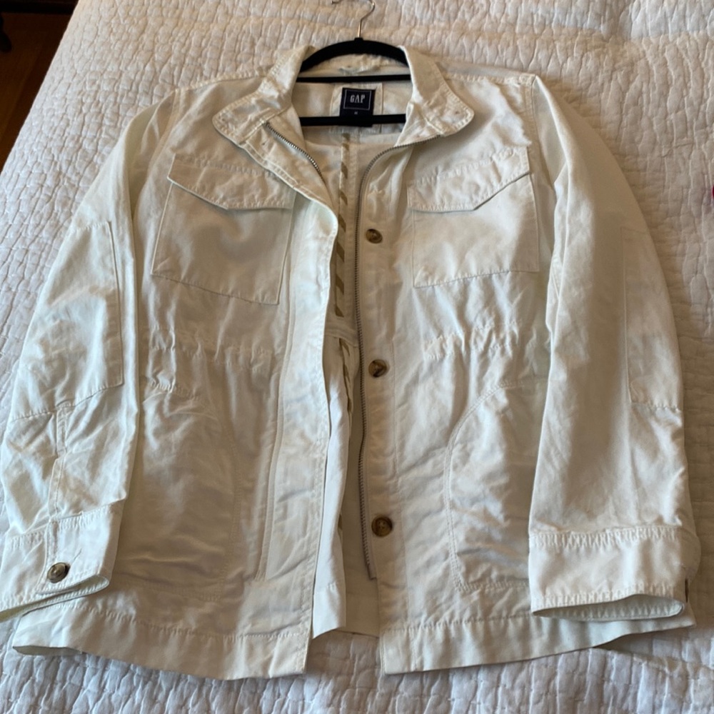 Gap white cotton jacket size M EUC